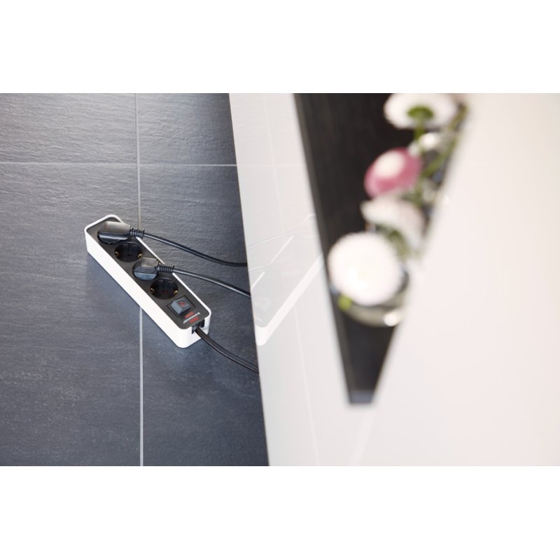 Brennenstuhl stekkerdoos Ecolor 4-voudig zwart