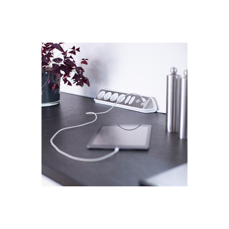 Brennenstuhl Estilo hoekstekkerdoos zilver/wit