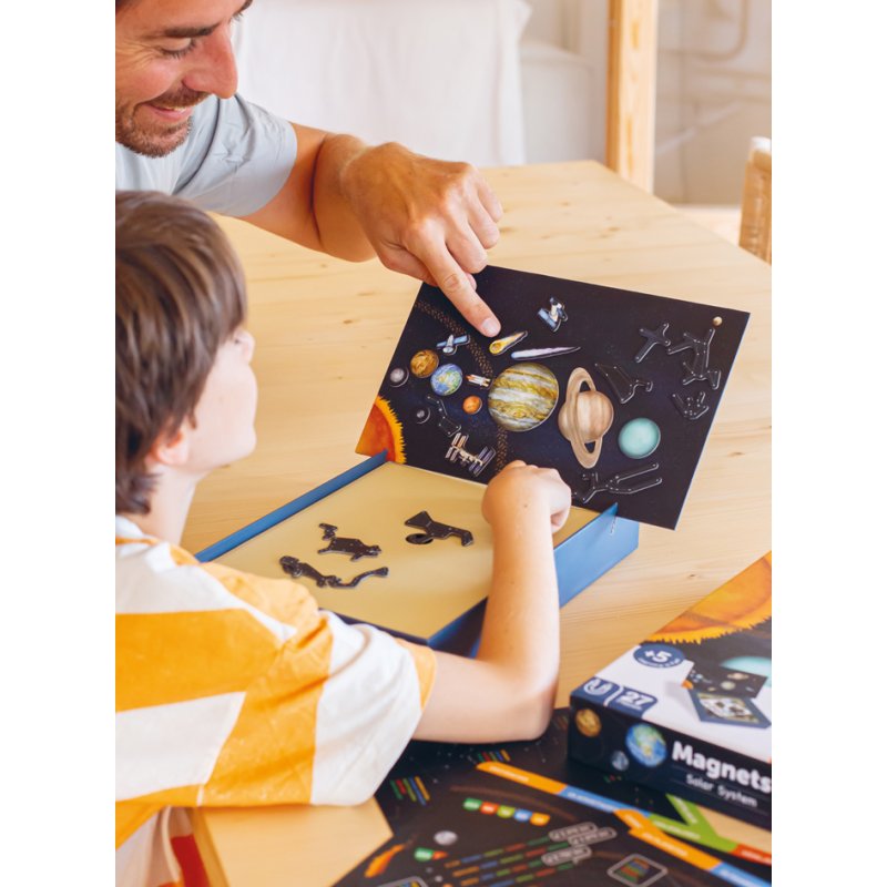 Magnetisch leer- en speelspel 'Zonnestelsel', 27 magneten