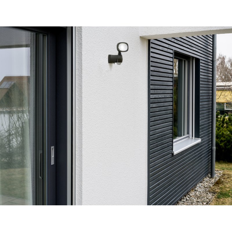 Brennenstuhl batterij LED straler LUFOS 440 lumen met bewegingsmelder IP44