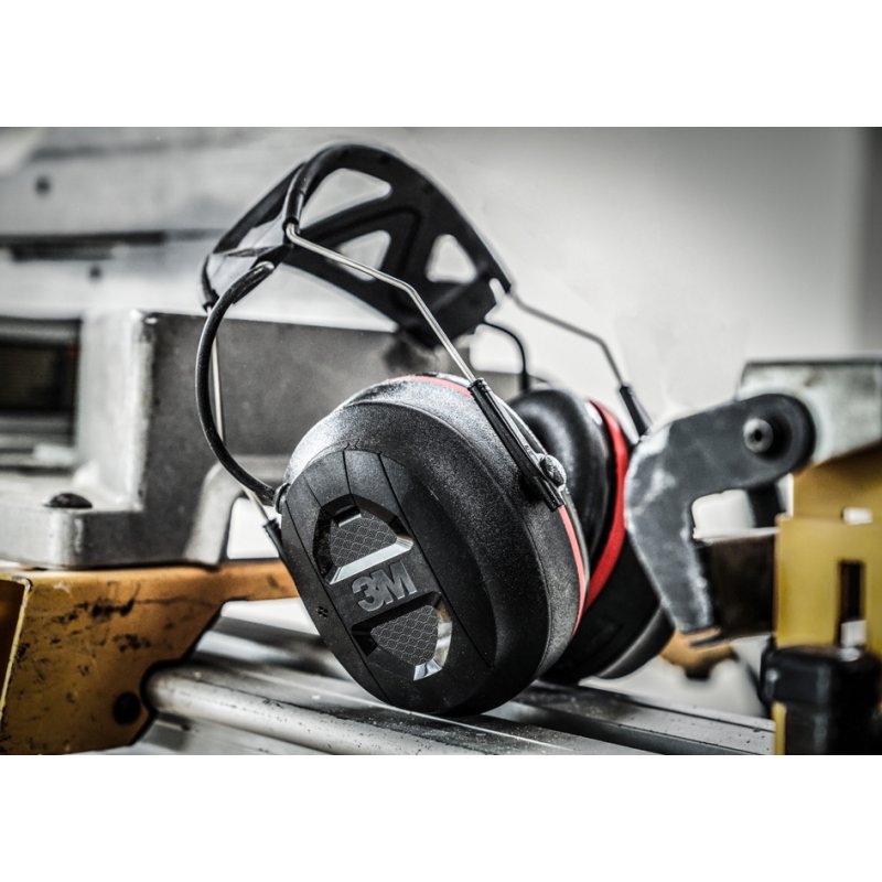 3M Pro-Protect kapselgehoorbescherming, met Bluetooth, SNR 30 dB, zwart/rood